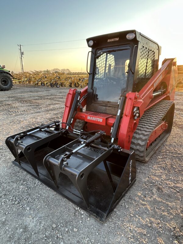 Low Pro Skid Steer Grapple Bucket - Image 2